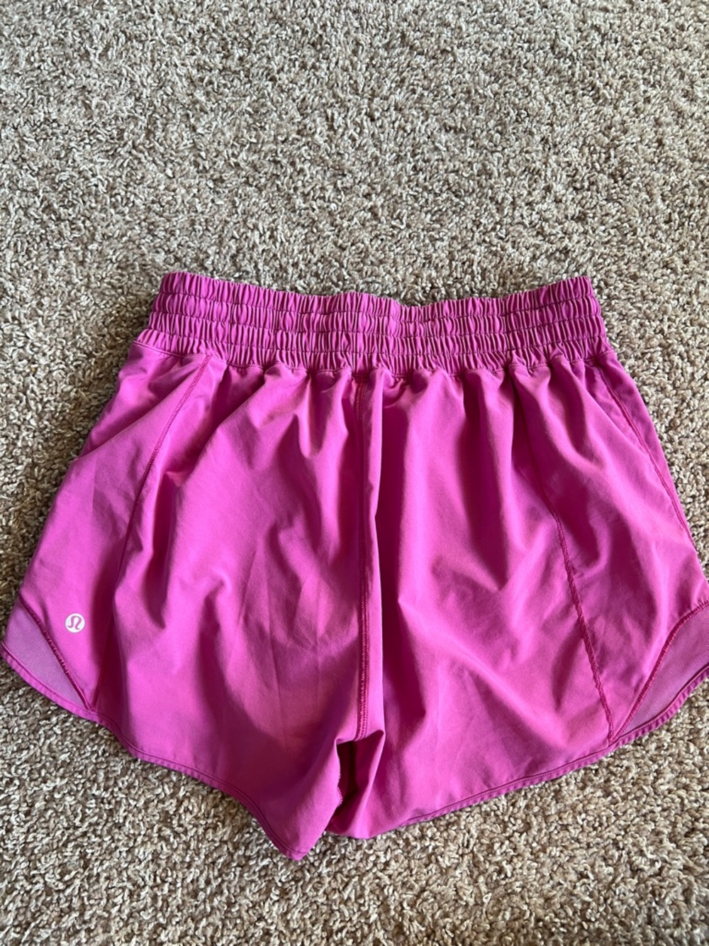 Lululemon Women's Fuschia Athletic Running Shorts - Picture 4 of 8